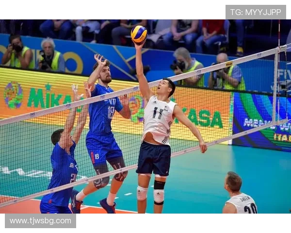 俄罗斯男排与伊朗队激战正酣谁将赢得这场巅峰对决