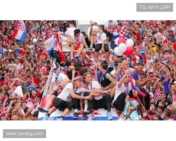 巴西与克罗地亚国歌对唱精彩瞬间视频回顾