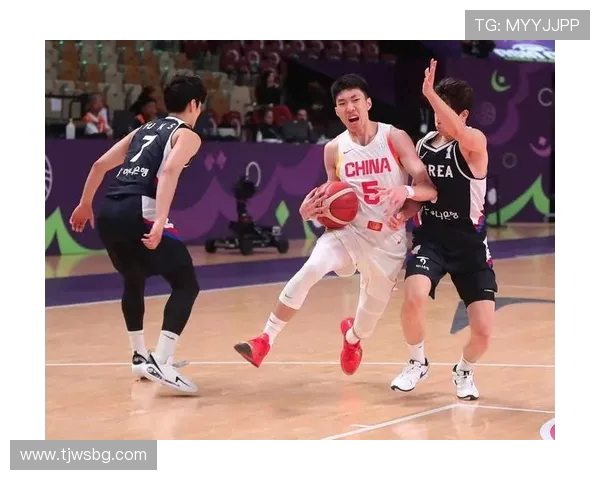 男篮世预赛精彩对决西班牙与乌克兰谁能胜出争夺晋级名额